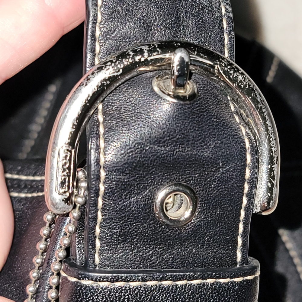 Coach Vintage Soho Black Leather Flap Buckle Medium Bag 06 Y2K 9248 Hobo Purse - Picture 3 of 16